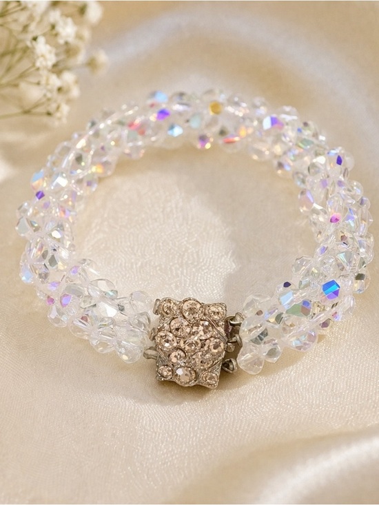 Jewelry - Iridescent Crystal Beaded Bracelet w/ Rhinestone Clasp